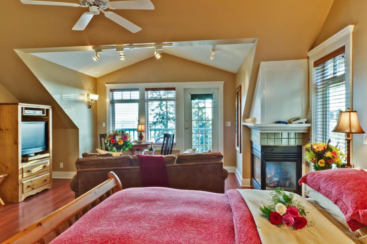 Bonniebrook Lodge Gibsons Dış mekan fotoğraf