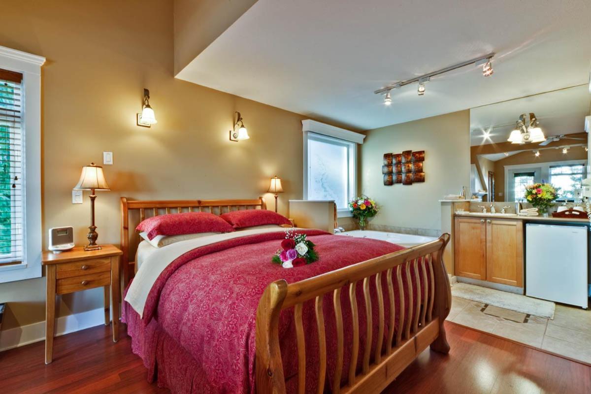 Bonniebrook Lodge Gibsons Dış mekan fotoğraf