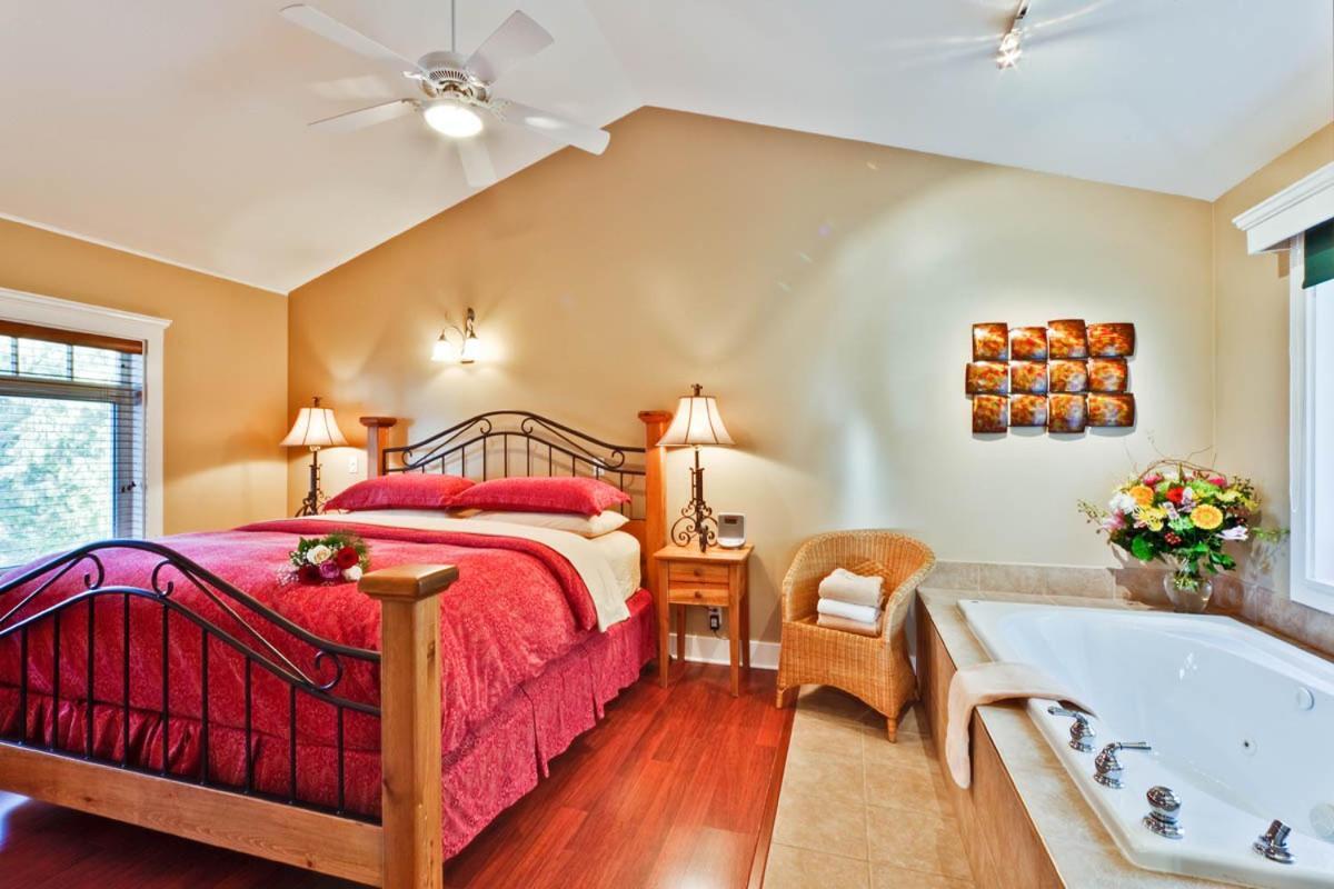 Bonniebrook Lodge Gibsons Dış mekan fotoğraf